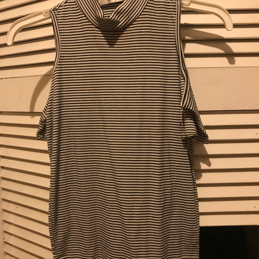 Striped turtle neck shirt